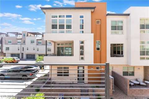 647 Spotted Falcon Street, Las Vegas, NV 89138