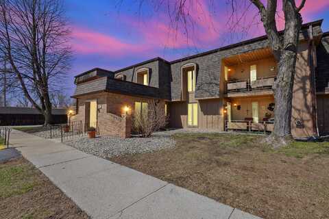 405 Old Stone Road, Munster, IN 46321