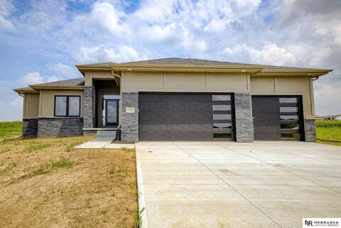 11213 N 173 Street, Bennington, NE 68007