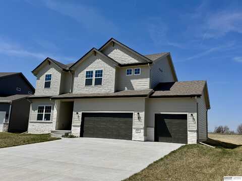 9606 S 184th Terrace, Omaha, NE 68136
