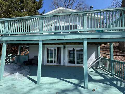 7075 N Poplar Road, Free Soil, MI 49411