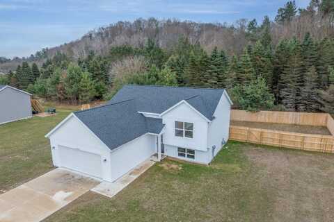 20645 Rolling Hills Lane, Big Rapids, MI 49307