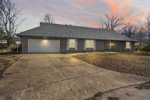 3312 S Graystone Avenue, Springfield, MO 65804