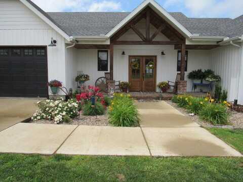 2799-2 Sparks Road, Norwood, MO 65717