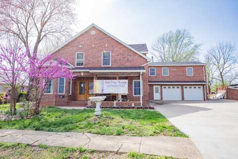 201 S Clark Avenue, Bolivar, MO 65613