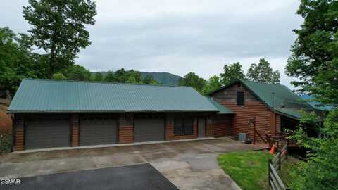 3644 Wears Mountain Lane, Sevierville, TN 37862