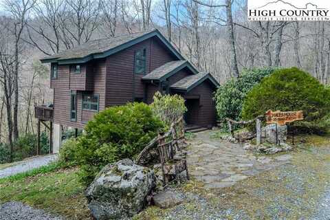 35 Beagle Road, Linville, NC 28646