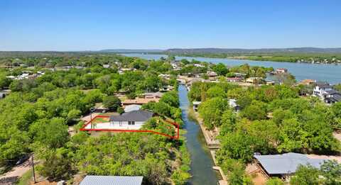 125 Channel Dr, Sunrise Beach, TX 78643