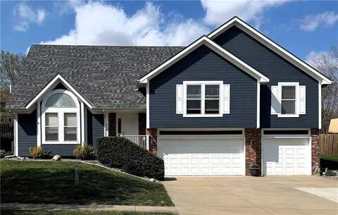 110 Surrey Court, Smithville, MO 64089