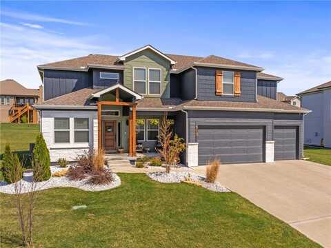 513 NE Lyndon Wood Drive, Lees Summit, MO 64086