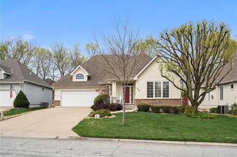 416 SW WINTERGARDEN Drive, Lees Summit, MO 64081