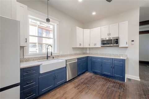2524 Benton Boulevard, Kansas City, MO 64127