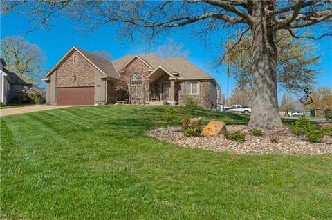 1004 NW Springdale Street, Lees Summit, MO 64081