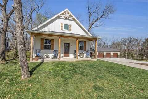 89 Enchanted Lane, Linn Valley, KS 66040