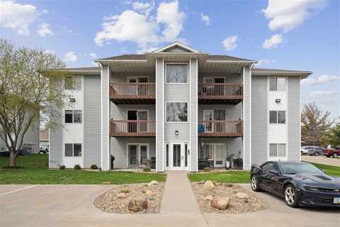 120 Shannon Dr, NorthLiberty, IA 52317