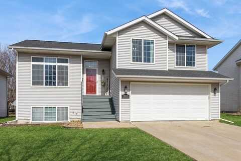 930 Augusta Cir, NorthLiberty, IA 52317