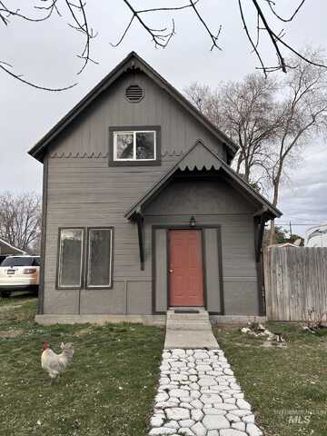 213 E Freeport Street, Caldwell, ID 83605