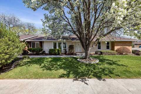 5427 N Paulson Cir, Boise, ID 83704