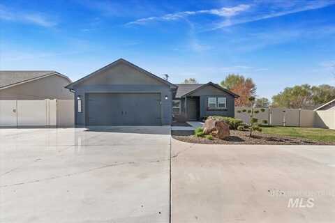 2225 E Elm Grove Dr, Nampa, ID 83686