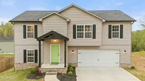 8009 Poplar Grove Lane, Powell, TN 37849
