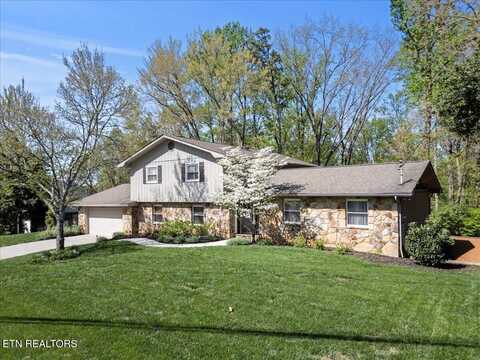 602 Villa Crest Drive, Knoxville, TN 37923