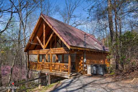 2029 Beach Front Drive, Sevierville, TN 37876