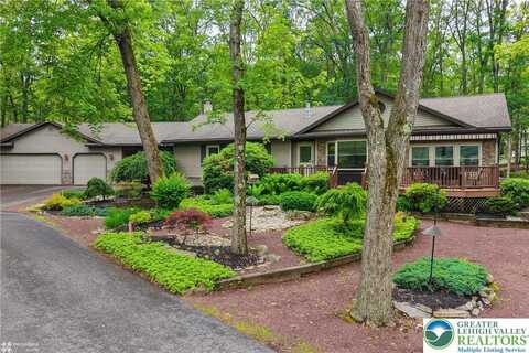8 Rhododendron Terrace, Nesquehoning Boro, PA 18240