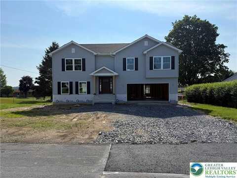5743 Crescent Drive, White Hall, PA 18078