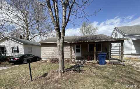 709 Logan, Belleville, IL 62220