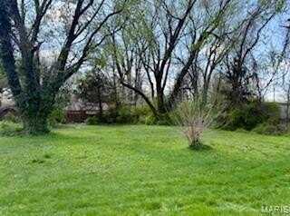 114 Ashland Avenue, Fairview Heights, IL 62208