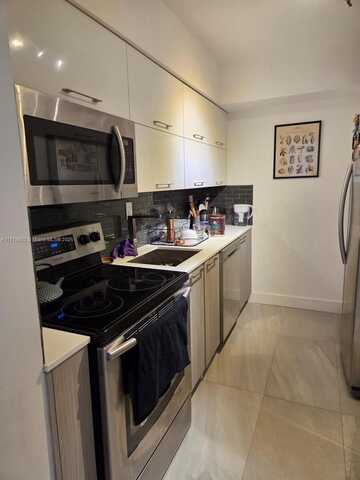 3300 NE 192nd St, Aventura, FL 33180