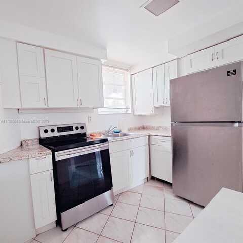 1701 NE Miami Gardens Dr, Miami, FL 33179