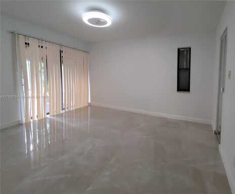 251 NW 43rd Ct, Deerfield Beach, FL 33064