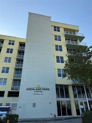 1350 NW 8th Ct, Miami, FL 33136