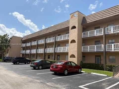 9360 Sunrise Lakes Blvd, Sunrise, FL 33322