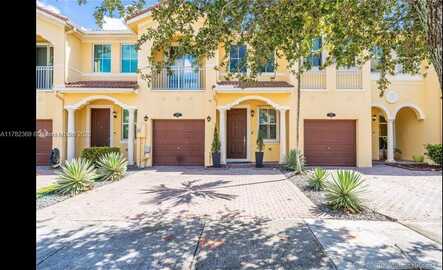 981 SW 149th Ct, Miami, FL 33194