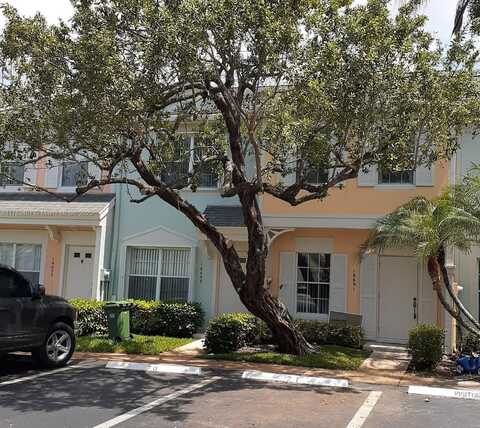 16691 Hemingway Dr, Weston, FL 33326