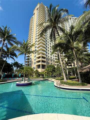 19501 W Country Club Dr, Aventura, FL 33180