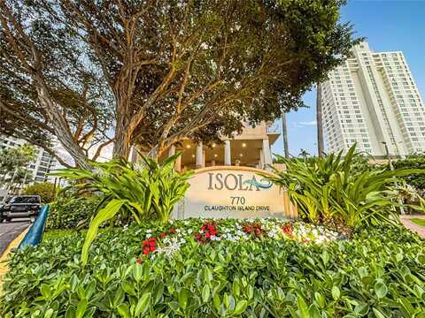 770 Claughton Island Dr, Miami, FL 33131