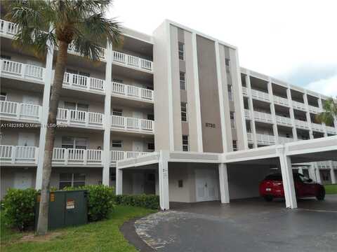 8735 Ramblewood Dr, Coral Springs, FL 33071