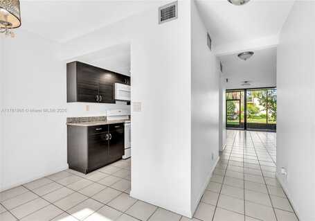 2821 SW 87th Ave, Davie, FL 33328