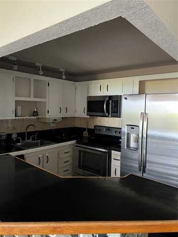 1465 NE 123rd St, North Miami, FL 33161