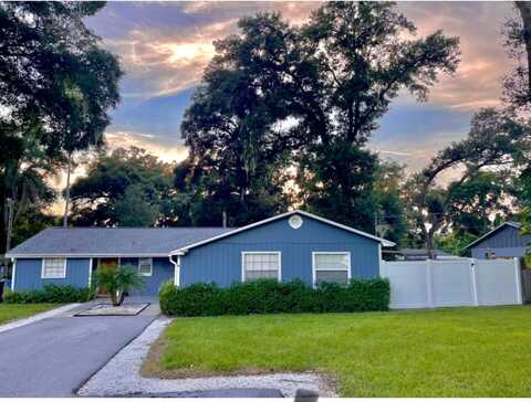 122 N OAKWOOD AVENUE, BRANDON, FL 33510