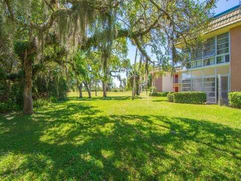 7 VISTA GARDENS TRAIL, VERO BEACH, FL 32962