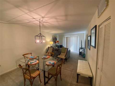 649 TAMIAMI TRAIL S, VENICE, FL 34285