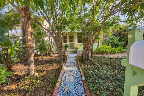 1679 ARLINGTON STREET, SARASOTA, FL 34239