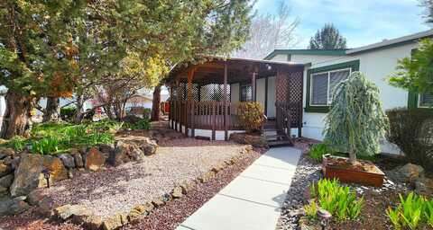 63741 Cascade Village Drive, Bend, OR 97701
