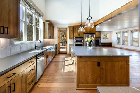 17818 SW Chaparral Drive, Powell Butte, OR 97753