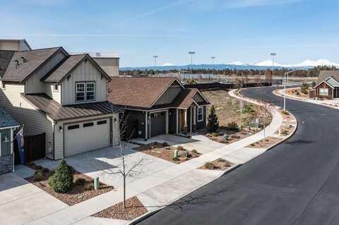 4158 SW Coyote Avenue, Redmond, OR 97756