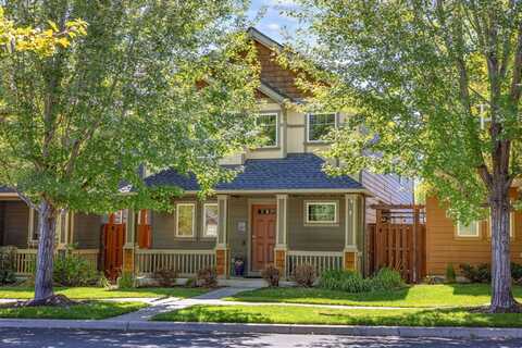 20565 Sun Meadow Way, Bend, OR 97702